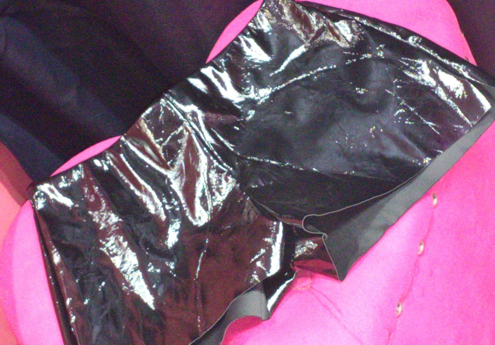 Short Negro Brillante — Ruby Outfit