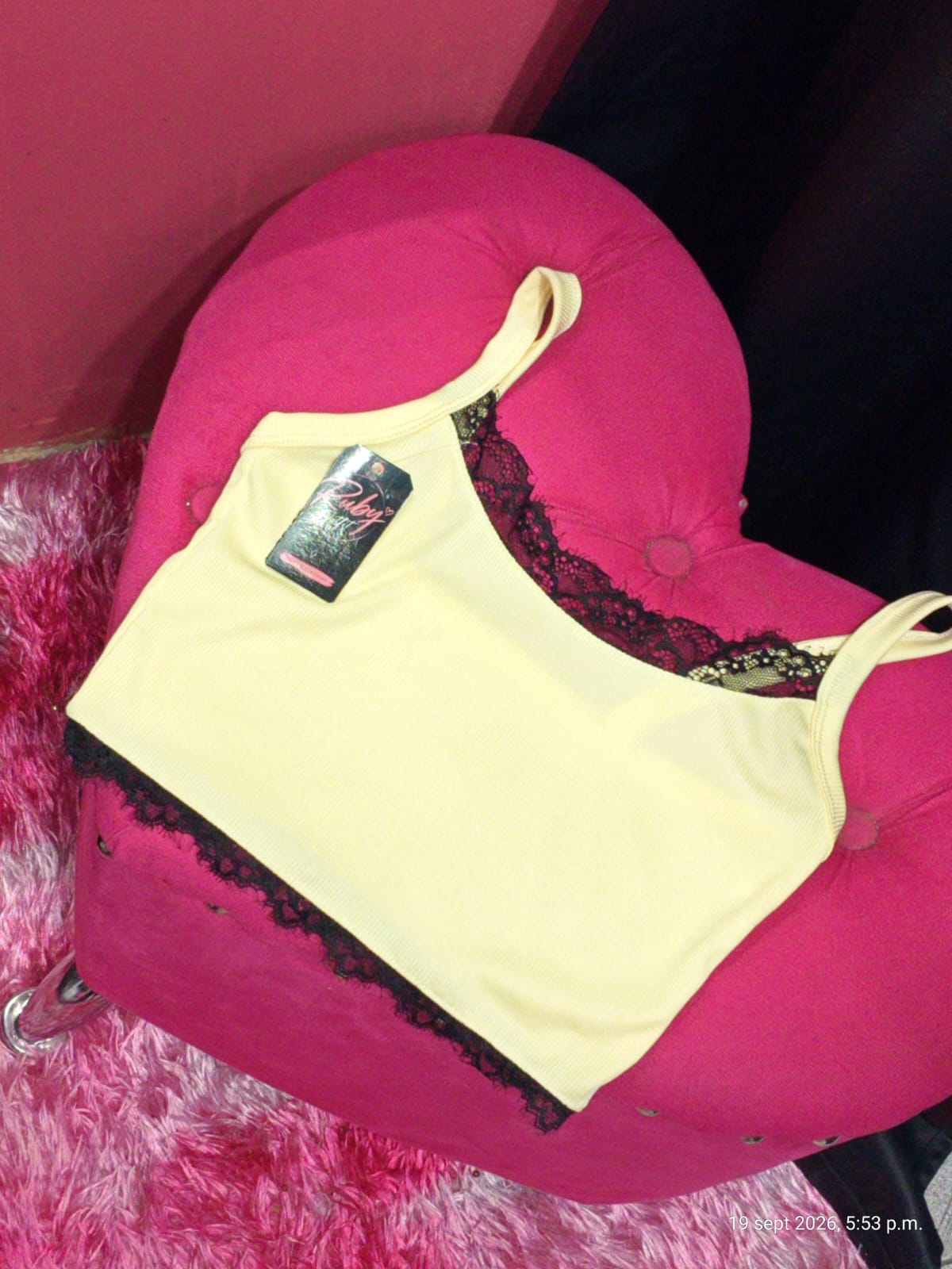 Tops Urbanos — Tiritas y Musculosas  Ruby Outfit