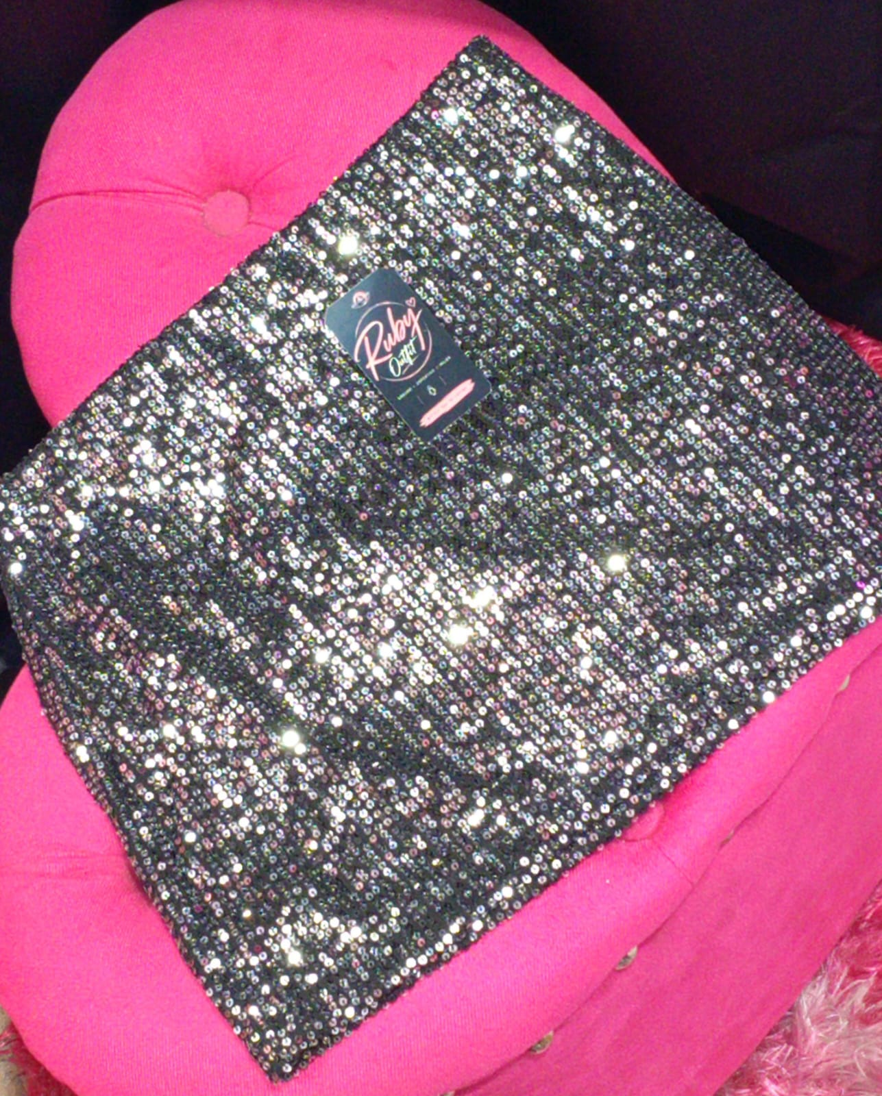 Falda Negra con Strass y Brillos — Ruby Outfit 
